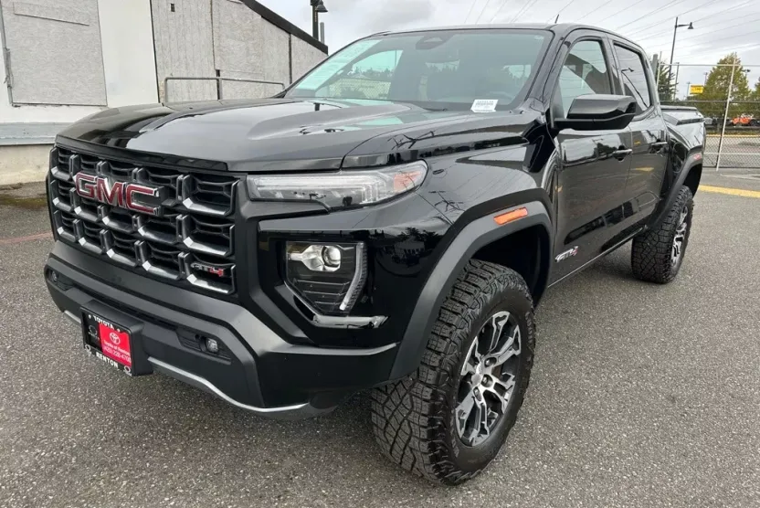 2023 Gmc Canyon AT4 photo 1