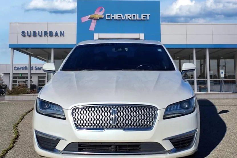 2017 Lincoln MKZ Reserve photo 1