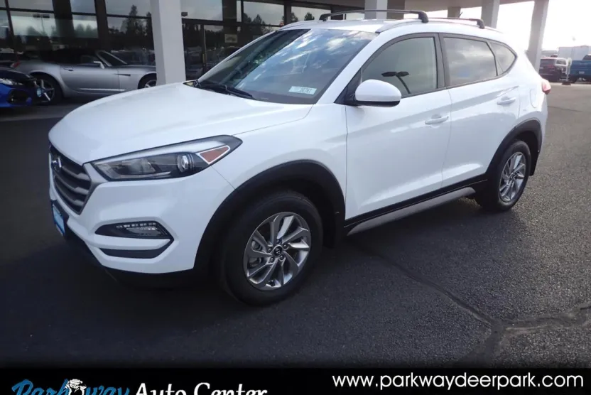 2017 Hyundai Tucson SE photo 1