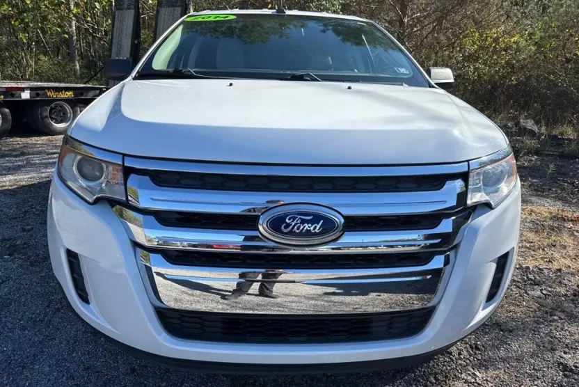 2014 Ford Edge SE photo 1