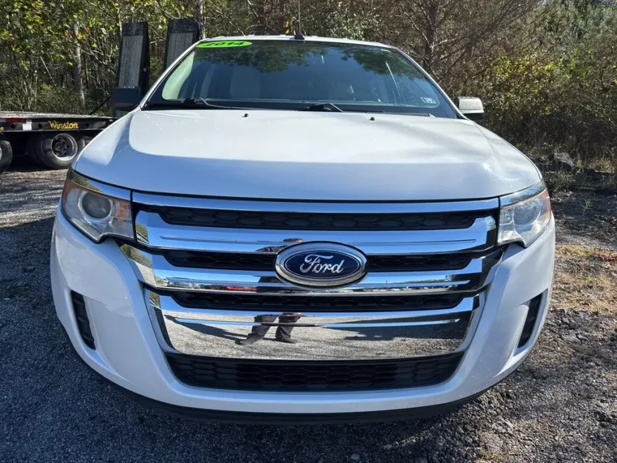 2014 Ford Edge SE photo 1