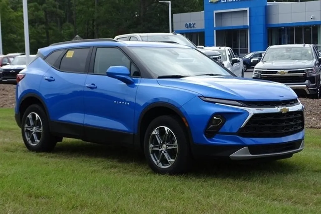 2024 Chevrolet Blazer 2LT photo 1