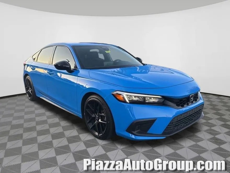 2024 Honda Civic Hatchback Sport photo 1