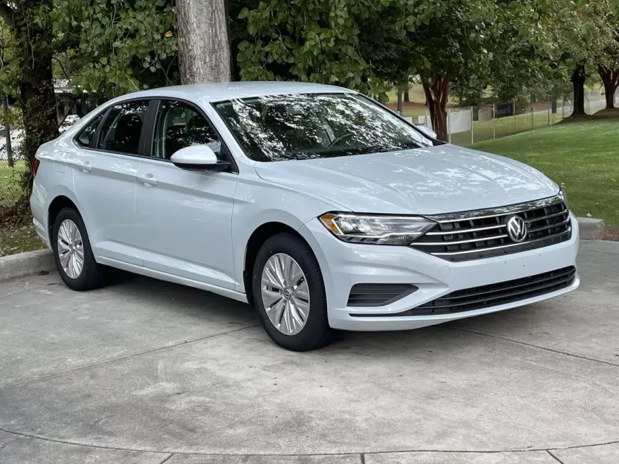 2019 Volkswagen Jetta S photo 1