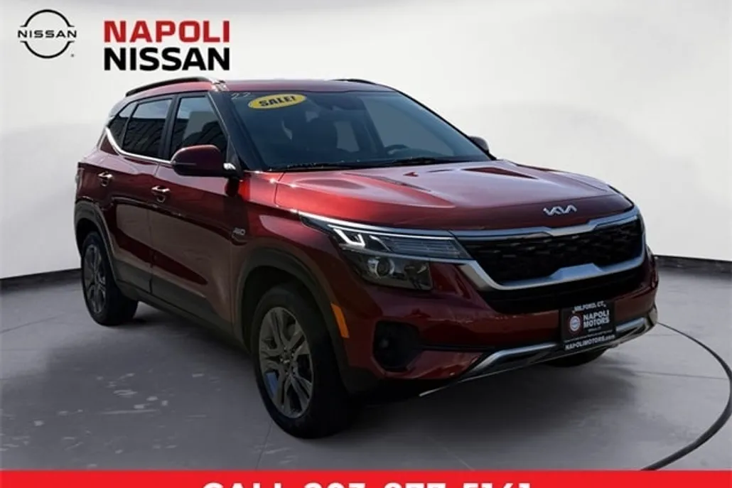 2022 Kia Seltos S photo 1