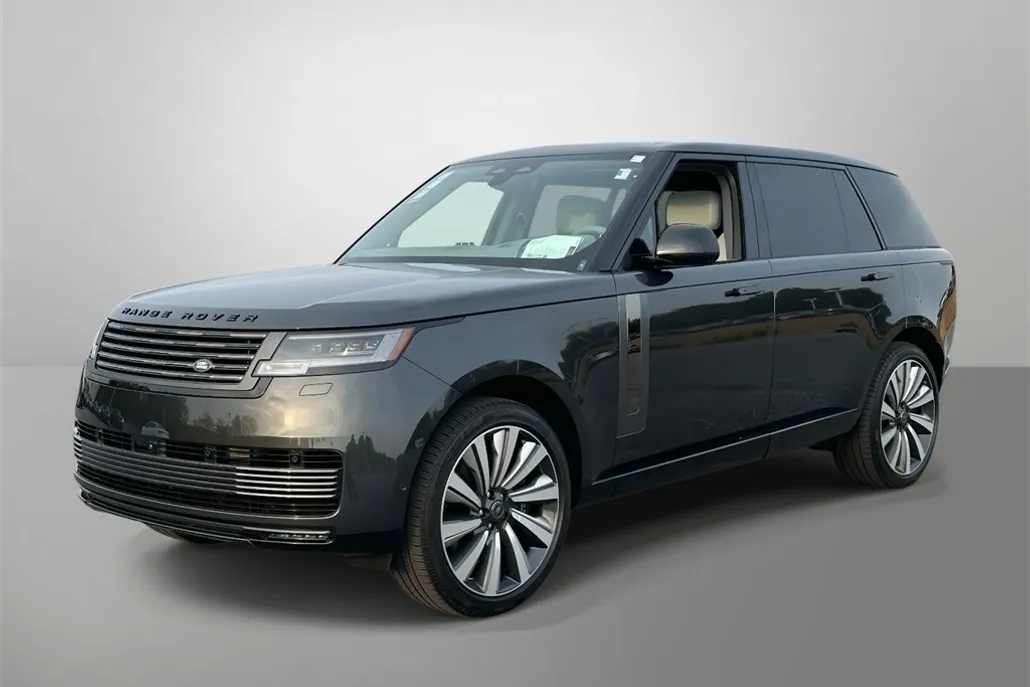 2025 Land Rover Range Rover SV photo 1