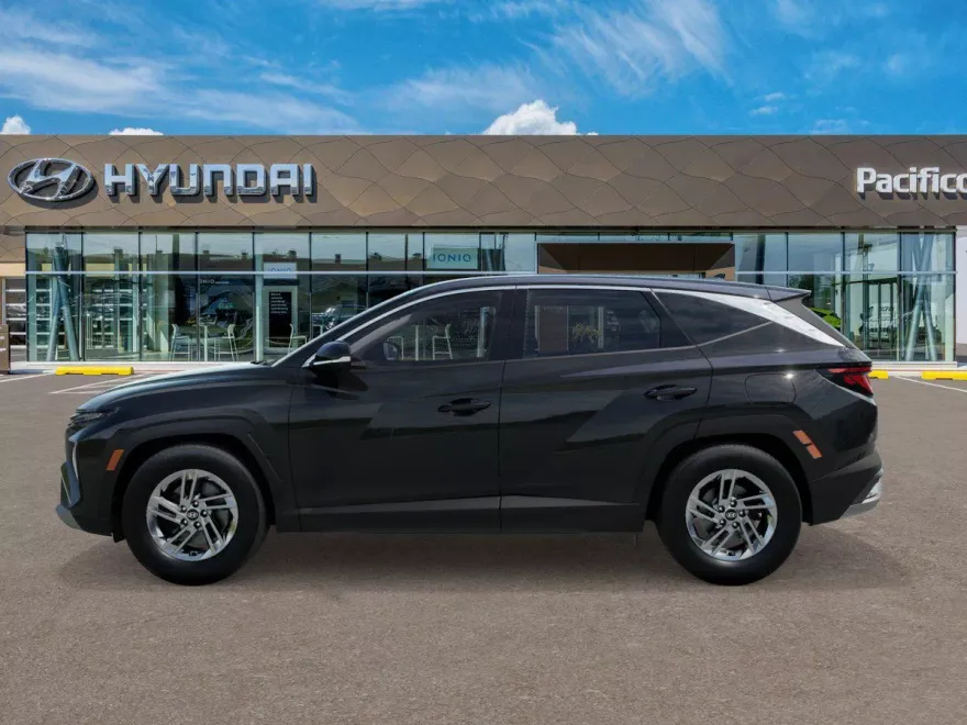 2026 Hyundai Tucson SE photo 1