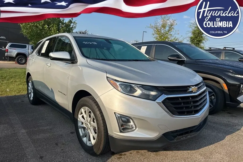 2018 Chevrolet Equinox LT photo 1