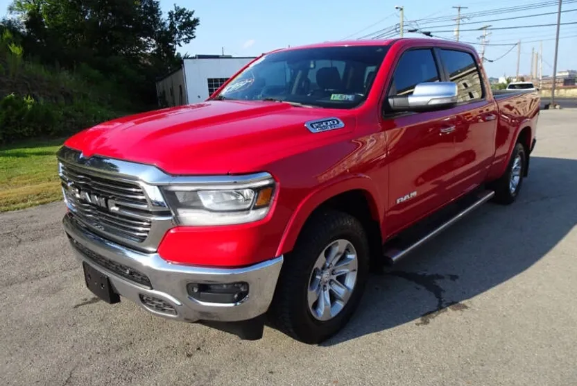 2019 Ram 1500 Laramie photo 1