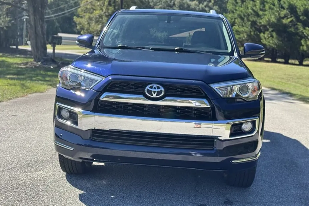 2014 Toyota 4Runner Limited photo 1