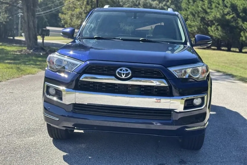 2014 Toyota 4Runner Limited photo 1