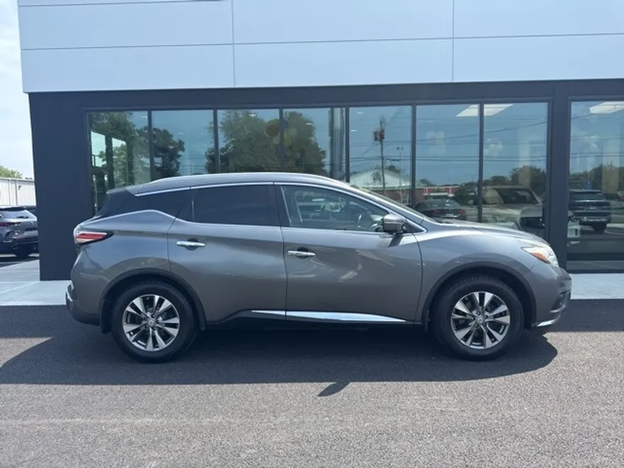 2015 Nissan Murano SL photo 1