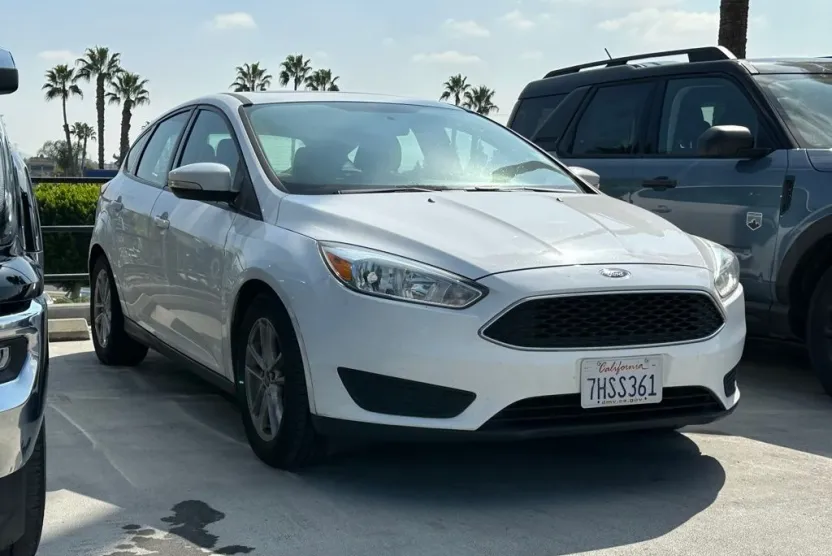 2015 Ford Focus SE photo 1