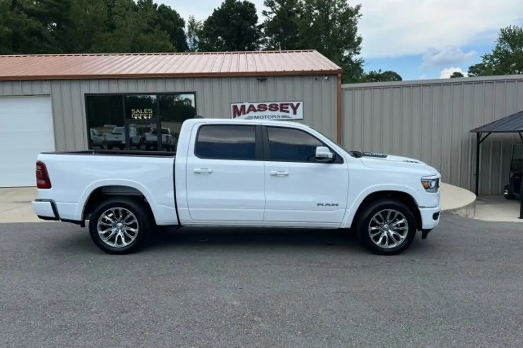 2021 Ram 1500 Laramie photo 1