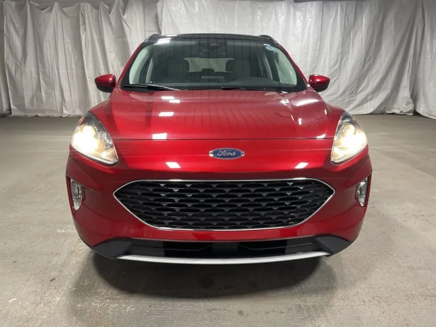 2022 Ford Escape SEL photo 1