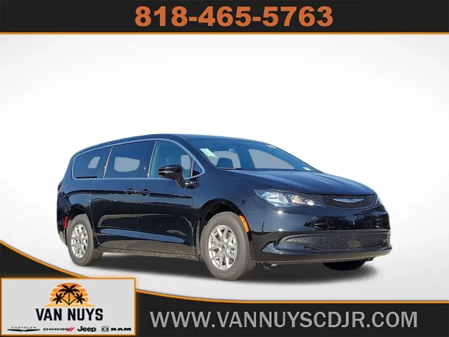 2025 Chrysler Voyager LX photo 1