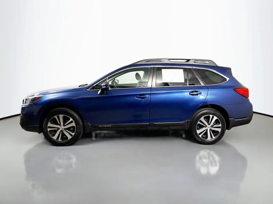 2019 Subaru Outback Limited photo 1