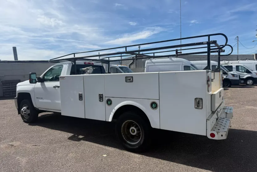 2019 Chevrolet Silverado Work Truck Base photo 1
