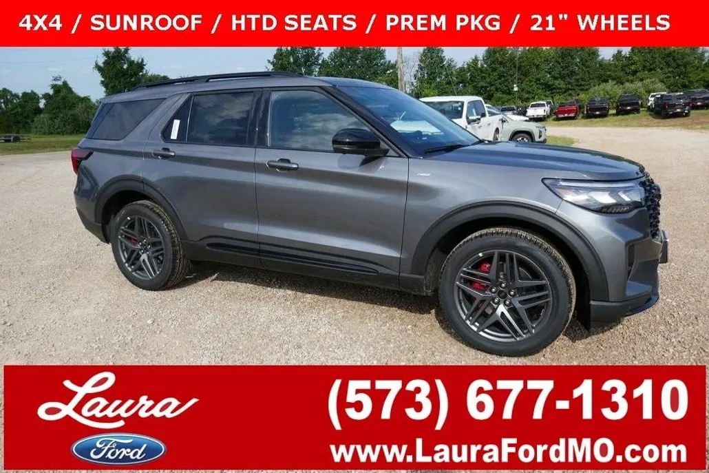 2025 Ford Explorer ST-Line photo 1