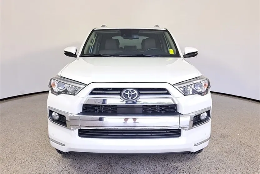 2020 Toyota 4Runner Limited photo 1