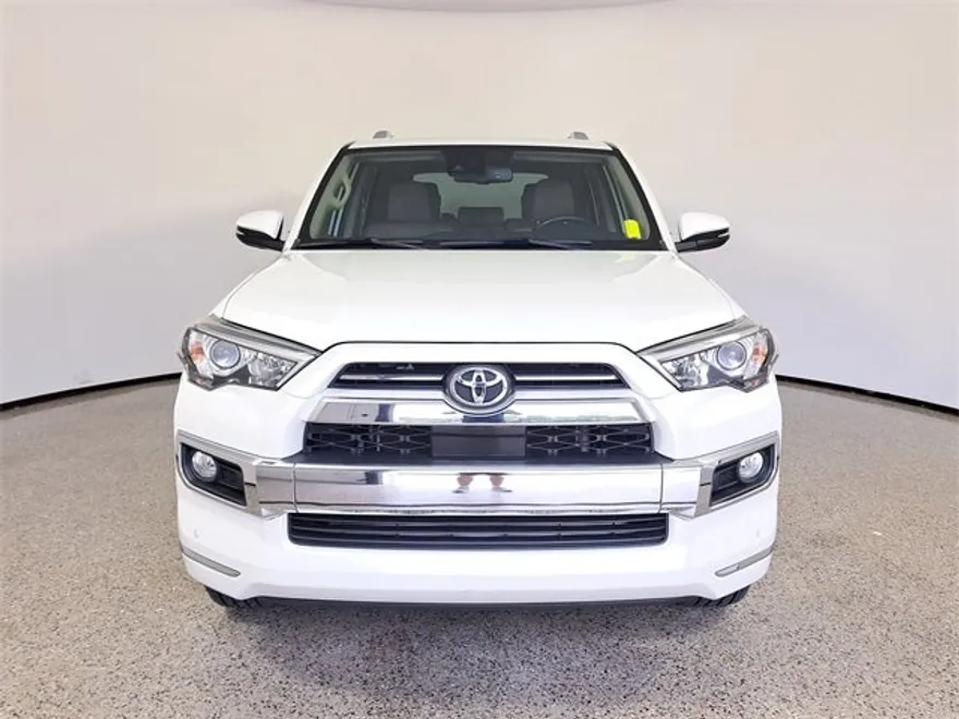 2020 Toyota 4Runner Limited photo 1