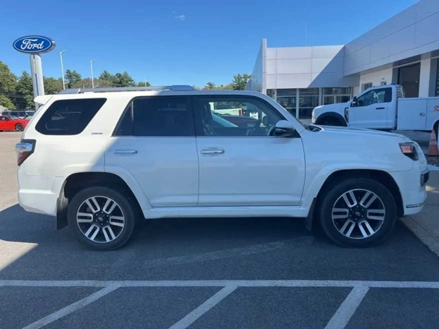 2018 Toyota 4Runner Limited photo 1