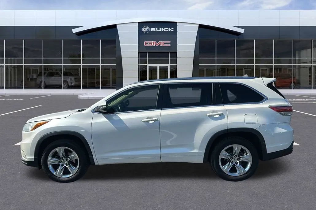 2015 Toyota Highlander Limited photo 1