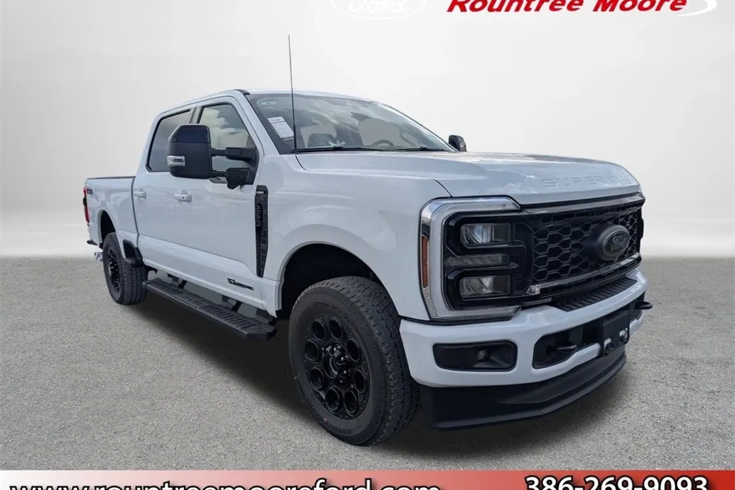 2026 Ford F-250 Lariat photo 1