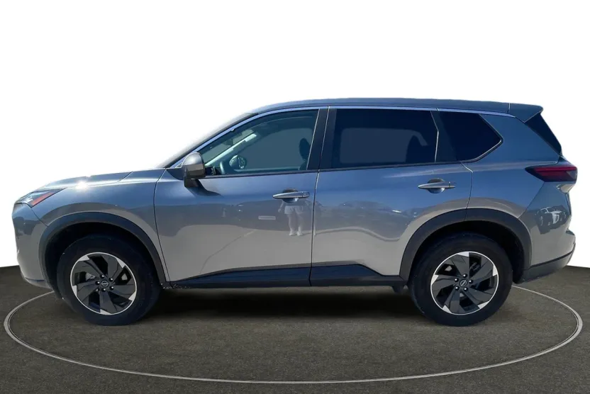 2024 Nissan Rogue SV photo 1