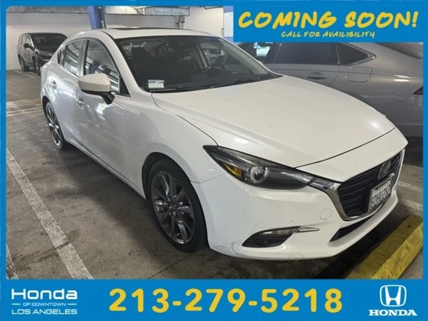 2018 Mazda Mazda3 Grand Touring photo 1