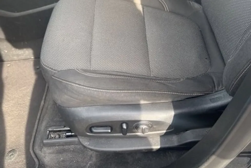 2019 Chevrolet Traverse Cloth photo 1