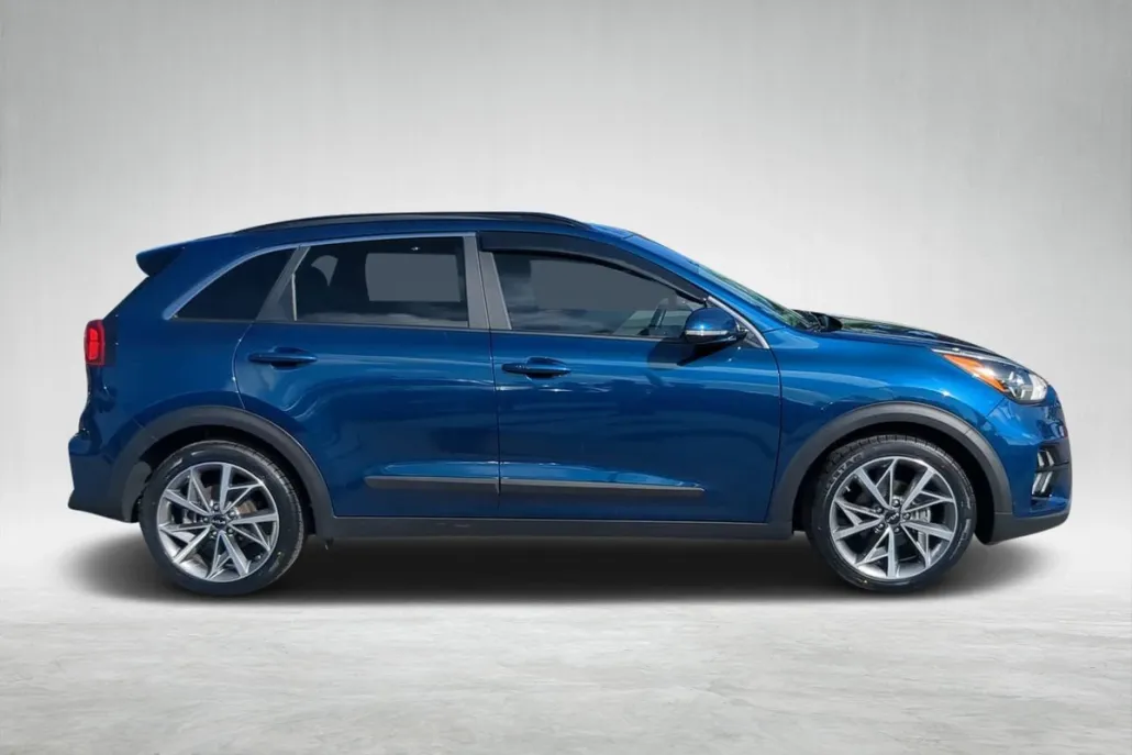 2022 Kia Niro Touring Special Edition photo 1