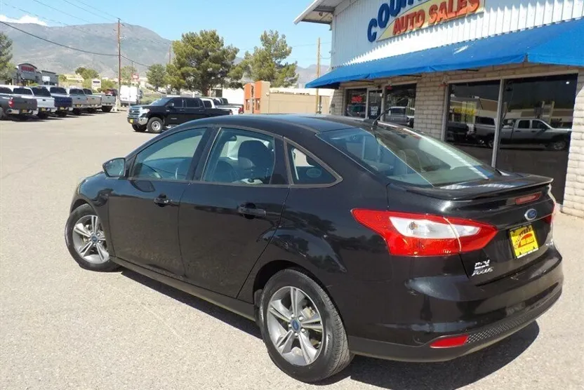 2014 Ford Focus SE photo 1