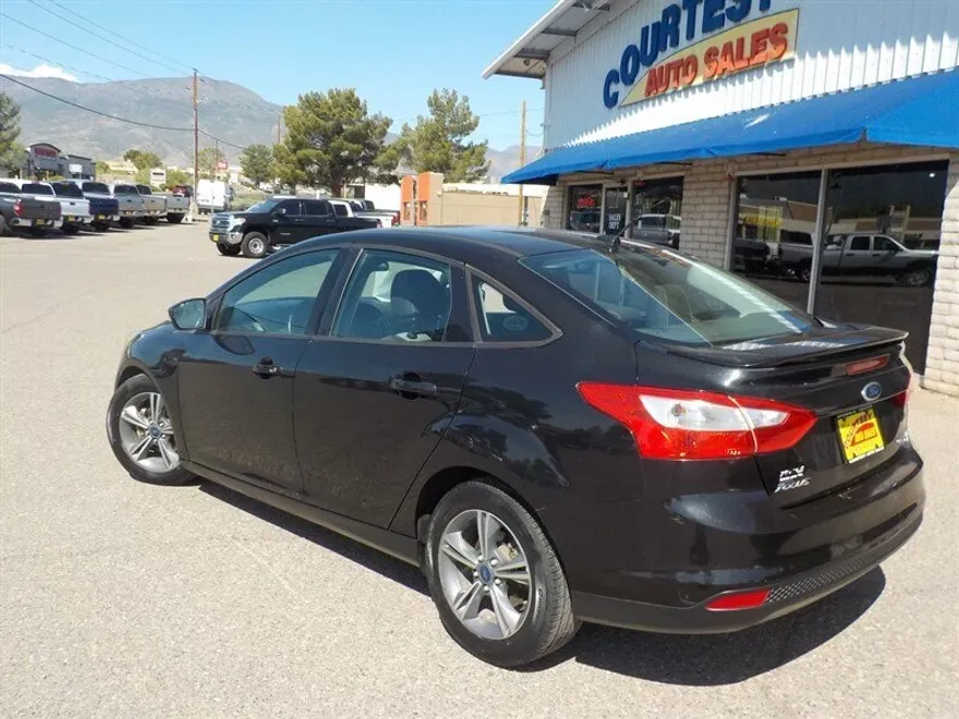 2014 Ford Focus SE photo 1