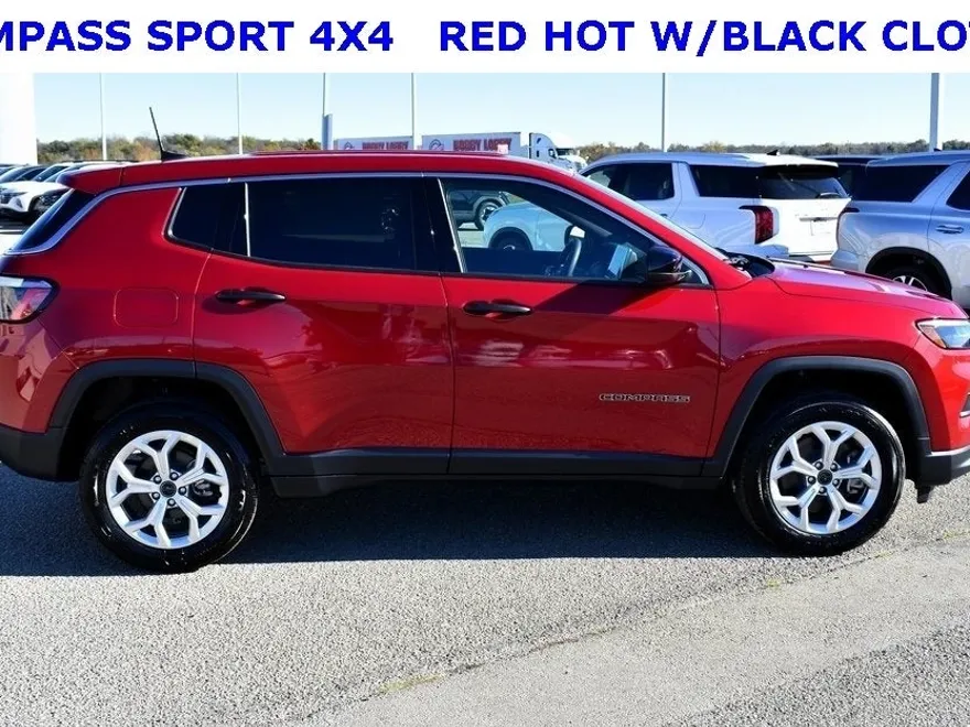 2025 Jeep Compass Sport photo 1