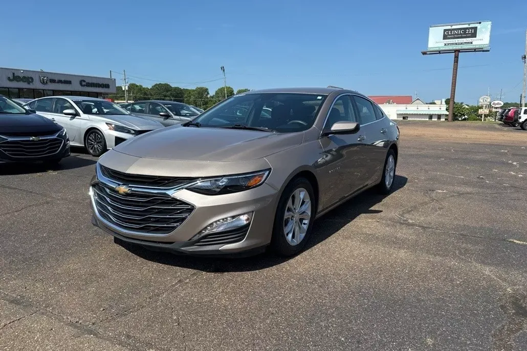 2023 Chevrolet Malibu 1LT photo 1