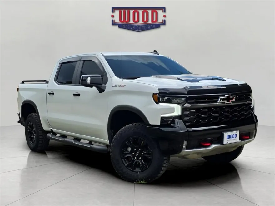 2024 Chevrolet Silverado 1500 ZR2 photo 1