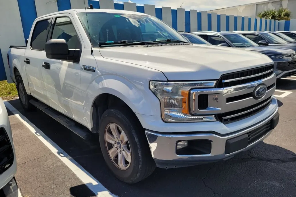 2019 Ford F-150 XLT photo 1
