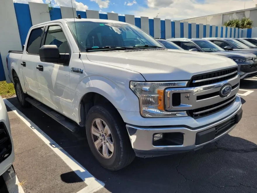 2019 Ford F-150 XLT photo 1