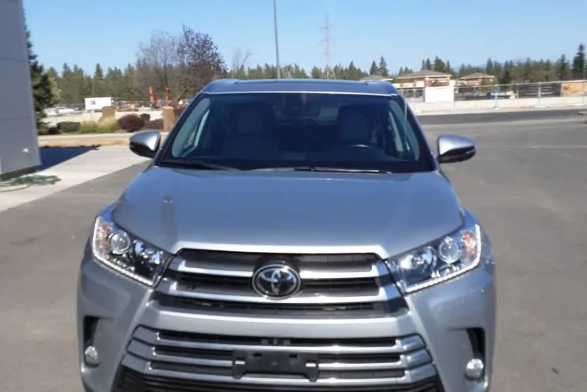 2018 Toyota Highlander Limited Platinum photo 1