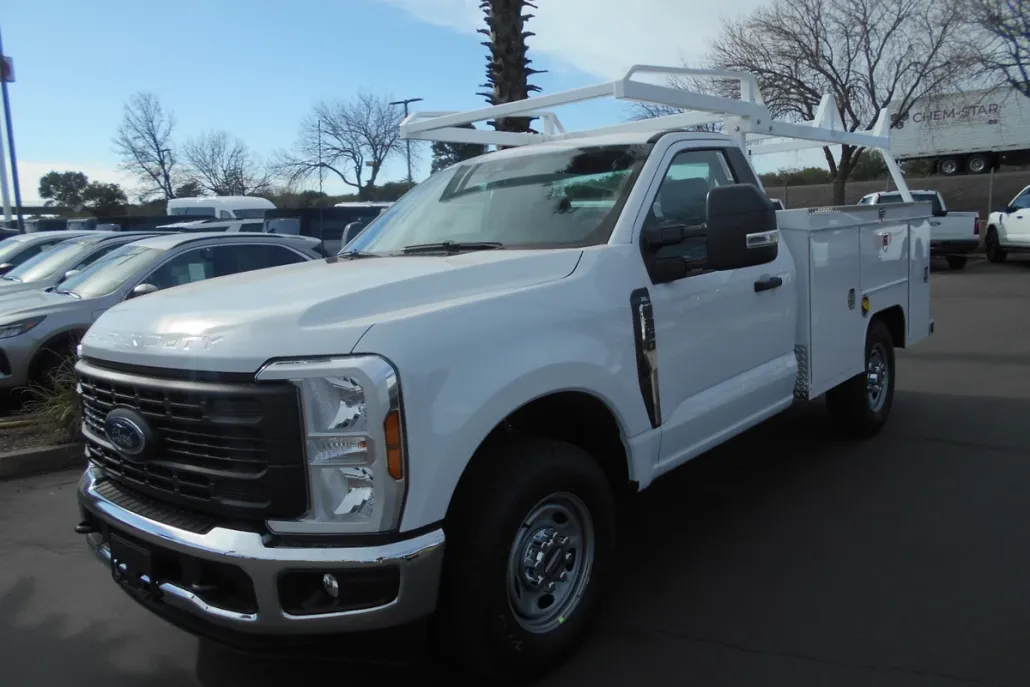 2024 Ford F-250 XL photo 1