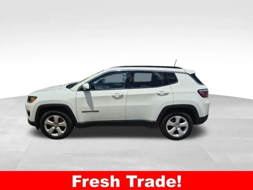 2018 Jeep Compass Latitude photo 1