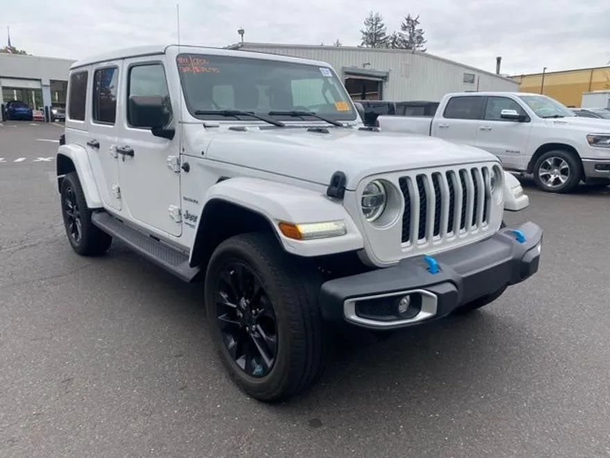 2022 Jeep Wrangler Unlimited Sahara 4xe photo 1