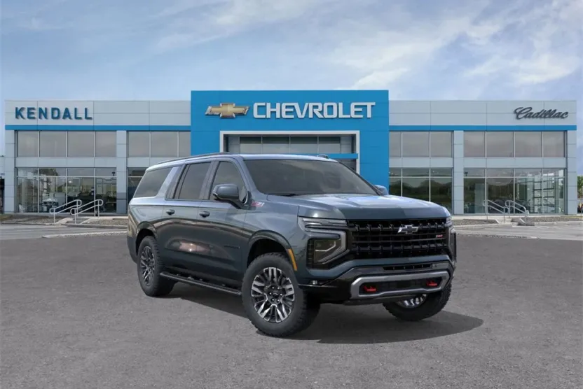 2026 Chevrolet Suburban Z71 photo 1