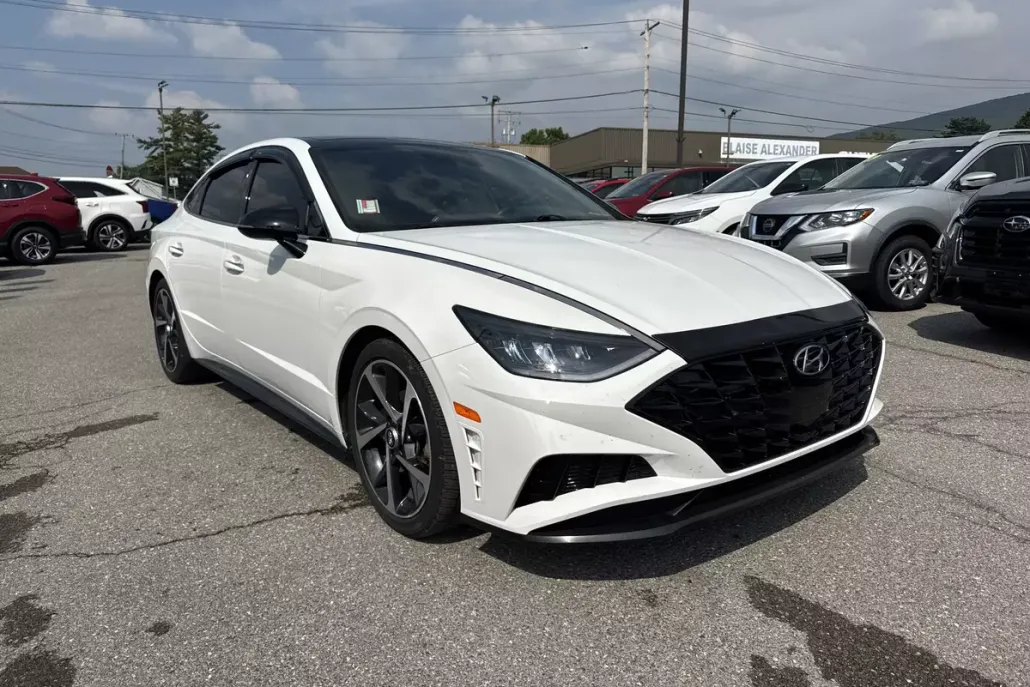 2022 Hyundai Sonata SEL Plus photo 1