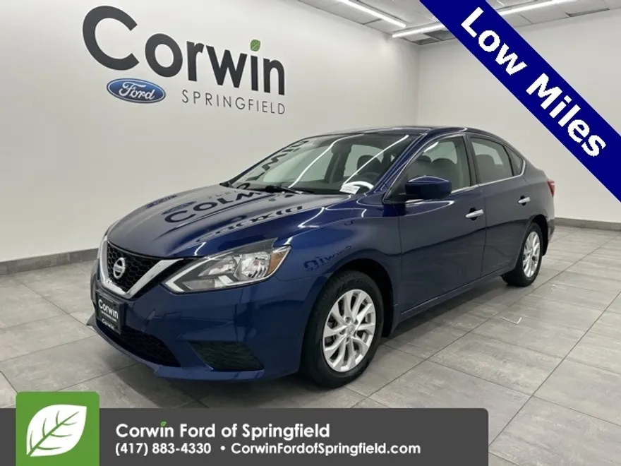 2017 Nissan Sentra S photo 1