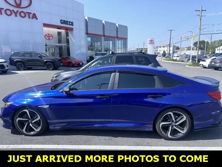 2022 Honda Accord Sport photo 1