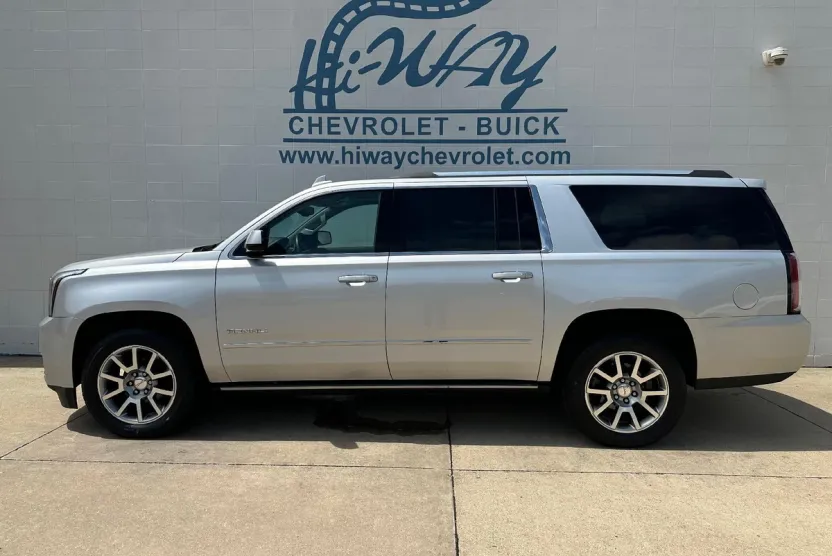 2020 Gmc Yukon XL Denali photo 1