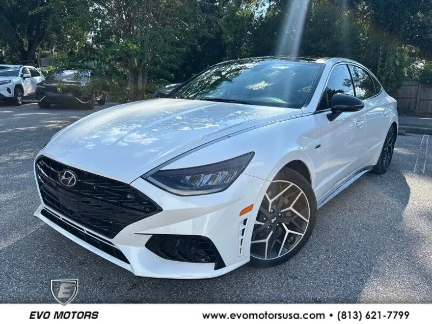 2022 Hyundai Sonata SEL Convenience N Line photo 1