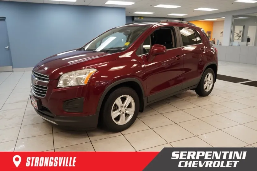 2016 Chevrolet Trax LT photo 1
